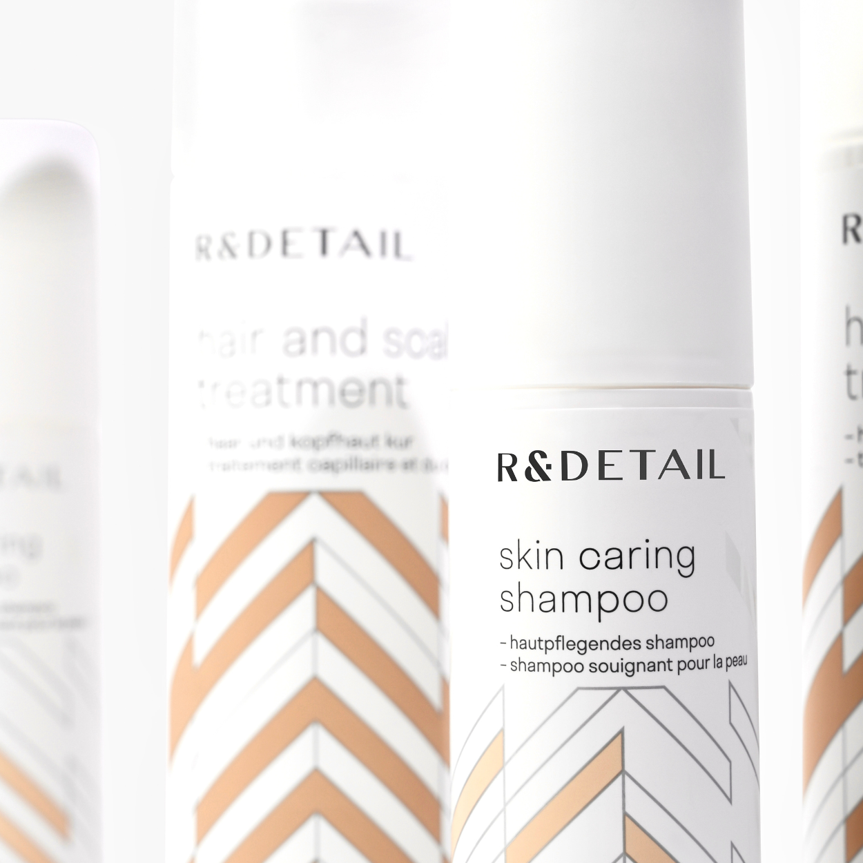 R&DETAIL® Skin Caring Shampoo, the anti-dandruff formula with zinc gluconate and provitamin B5 featured in this article